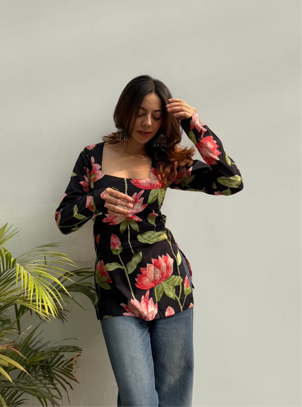 Kudrat Square Neck Kurti by Baisa